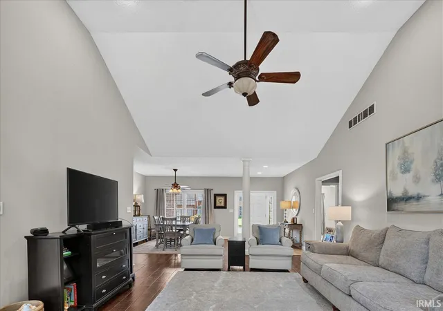 Photo 3 of Sale Pending at 6041 Delk Dr, Evansville, IN 47711 | MLS# 202632578 | Listing updated on 2026-09-28
