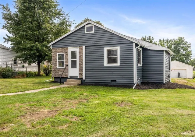 Photo 3 of Sale Pending at 1465 W Turner St, Union City, IN 47390 | MLS# 202632582 | Listing updated on 2026-10-02