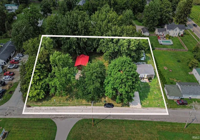 Photo 2 of Sale Pending at 102 W Dutch St, Wolcottville, IN 46795 | MLS# 202632584 | Listing updated on 2026-09-15