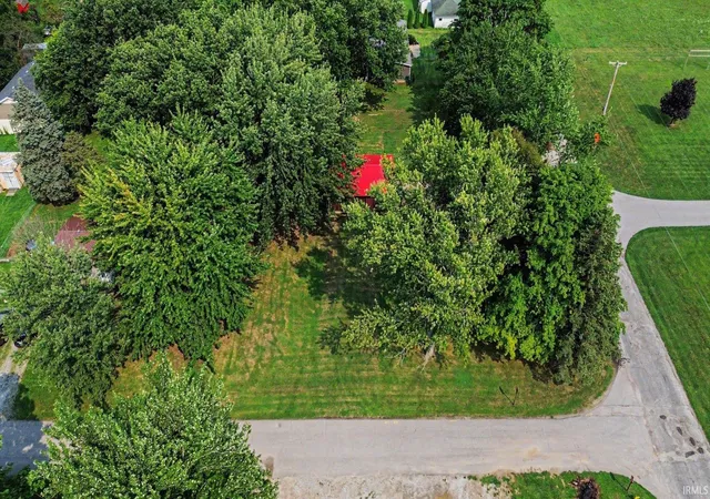 Photo 3 of Sale Pending at 102 W Dutch St, Wolcottville, IN 46795 | MLS# 202632584 | Listing updated on 2026-09-15