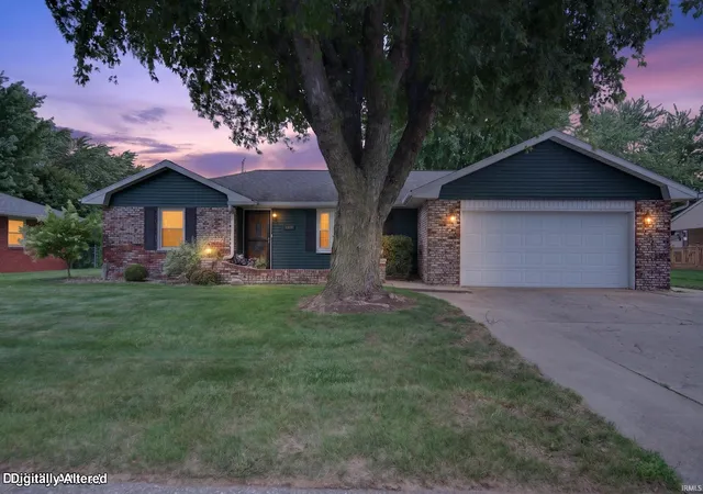 Photo 1 of Sale Pending at 1604 E Cadillac Dr, Kokomo, IN 46902 | MLS# 202632585 | Listing updated on 2026-09-04
