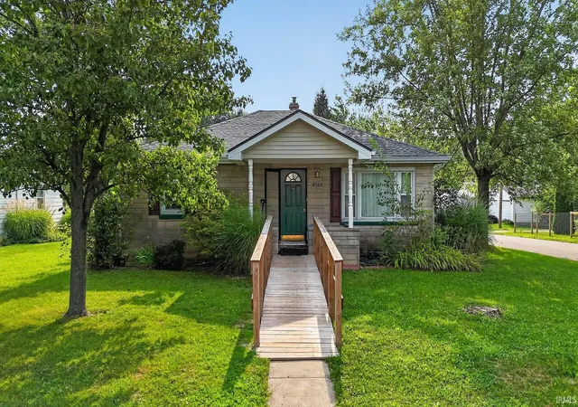 Photo 3 of Sale Pending at 2922 S 12th Street, New Castle, IN 47362 | MLS# 202632594 | Listing updated on 2026-09-16