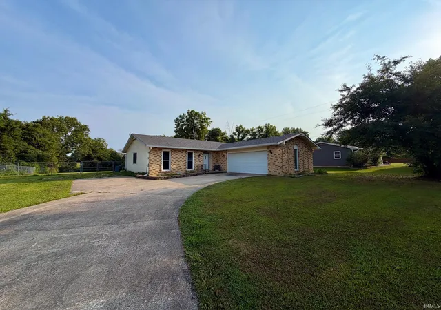 Photo 2 of Manufactured home for sale at 143 Indian Trails Ridge, Bedford, IN 47421 | MLS# 202632596 | Listing updated on 2026-08-11