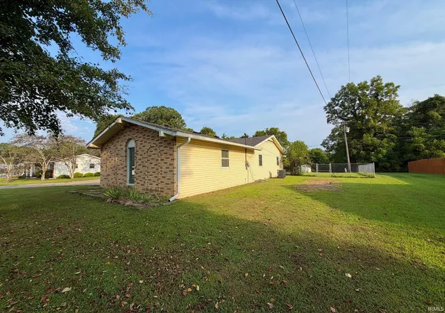 Photo 4 of Manufactured home for sale at 143 Indian Trails Ridge, Bedford, IN 47421 | MLS# 202632596 | Listing updated on 2026-08-11