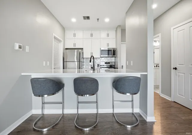 Photo 2 of Condo for sale at 113 W Wayne St #310, Fort Wayne, IN 46802 | MLS# 202632601 | Listing updated on 2026-08-26