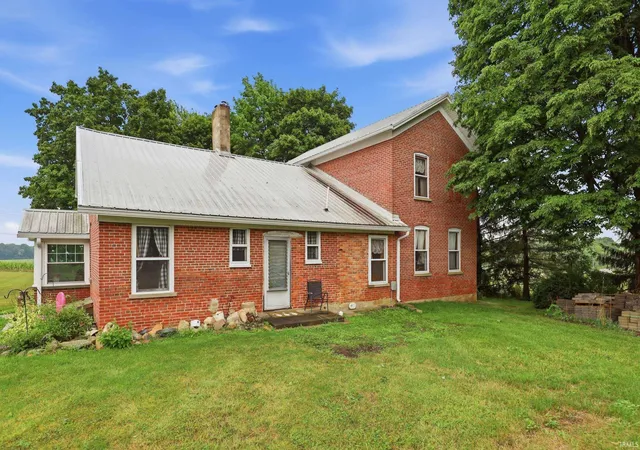 Photo 4 of Sale Pending at 3133 N 1000 East Rd, Kendallville, IN 46755 | MLS# 202632611 | Listing updated on 2026-09-18