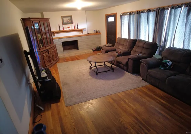 Photo 3 of Manufactured home for sale at 117 Edgewood Dr, Bedford, IN 47421 | MLS# 202632624 | Listing updated on 2026-08-29