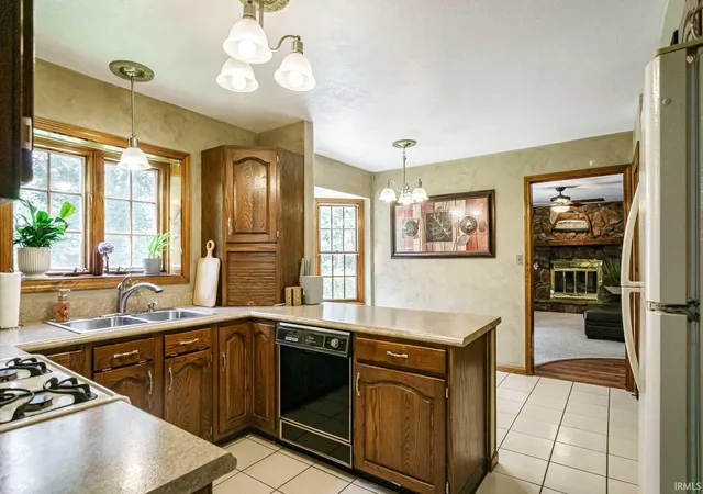 Photo 4 of Manufactured home for sale at 19030 Auten Rd, South Bend, IN 46637 | MLS# 202632630 | Listing updated on 2026-10-05