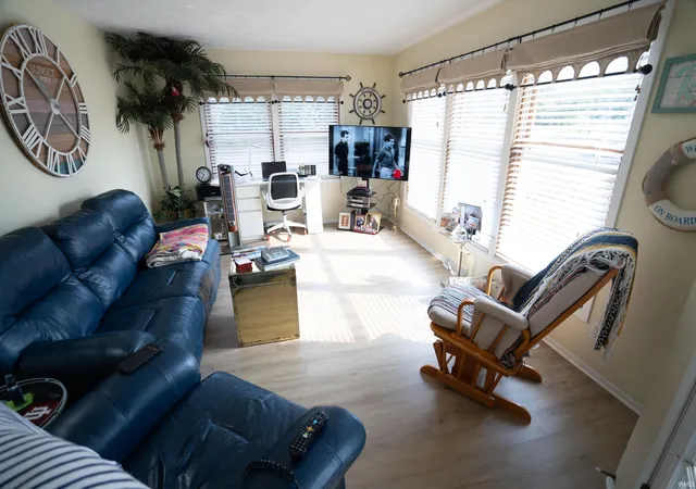 Photo 3 of Condo for sale at 700 S Lakeside Dr #4, Syracuse, IN 46567 | MLS# 202632633 | Listing updated on 2026-08-26