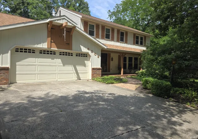 Photo 2 of Manufactured home for sale at 4908 Oak Mast Trl, Fort Wayne, IN 46804 | MLS# 202632634 | Listing updated on 2026-09-18
