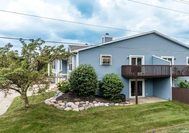 Photo 2 of Condo for sale at 3756 N Lakeside Dr, Muncie, IN 47304 | MLS# 202632645 | Listing updated on 2026-09-01