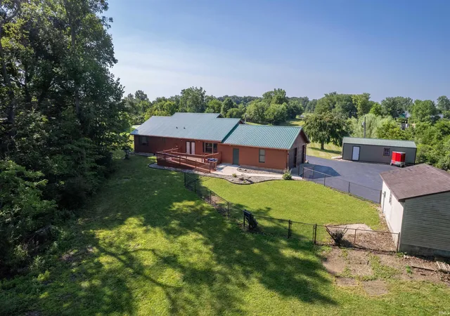 Photo 4 of Manufactured home for sale at 606 W Markle Rd, Huntington, IN 46750 | MLS# 202632647 | Listing updated on 2026-10-07