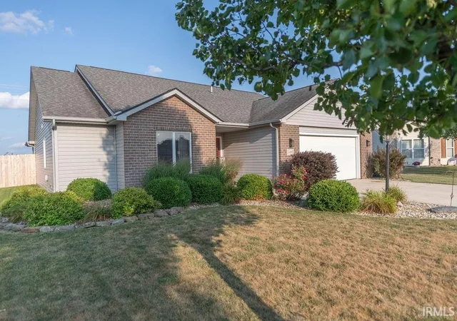 Photo 2 of Manufactured home for sale at 3485 E Sherman St, Columbia City, IN 46725 | MLS# 202632658 | Listing updated on 2026-08-11