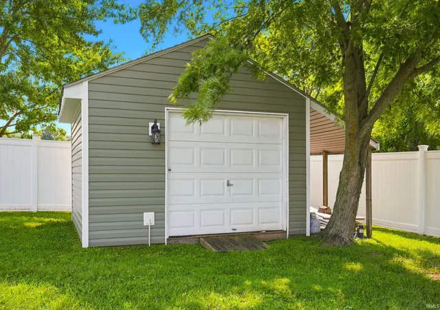 Photo 23 of Sale Pending at 210 N Pittenger Rd, Selma, IN 47383 | MLS# 202632662 | Listing updated on 2026-08-28