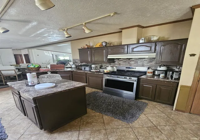 Photo 3 of Manufactured home for sale at (Undisclosed), Elkhart, IN 46516 | MLS# 202632677 | Listing updated on 2026-09-16