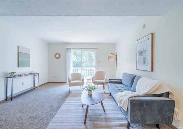 Photo 3 of Condo for sale at 516 E Graham Pl, Bloomington, IN 47401 | MLS# 202632679 | Listing updated on 2026-08-11