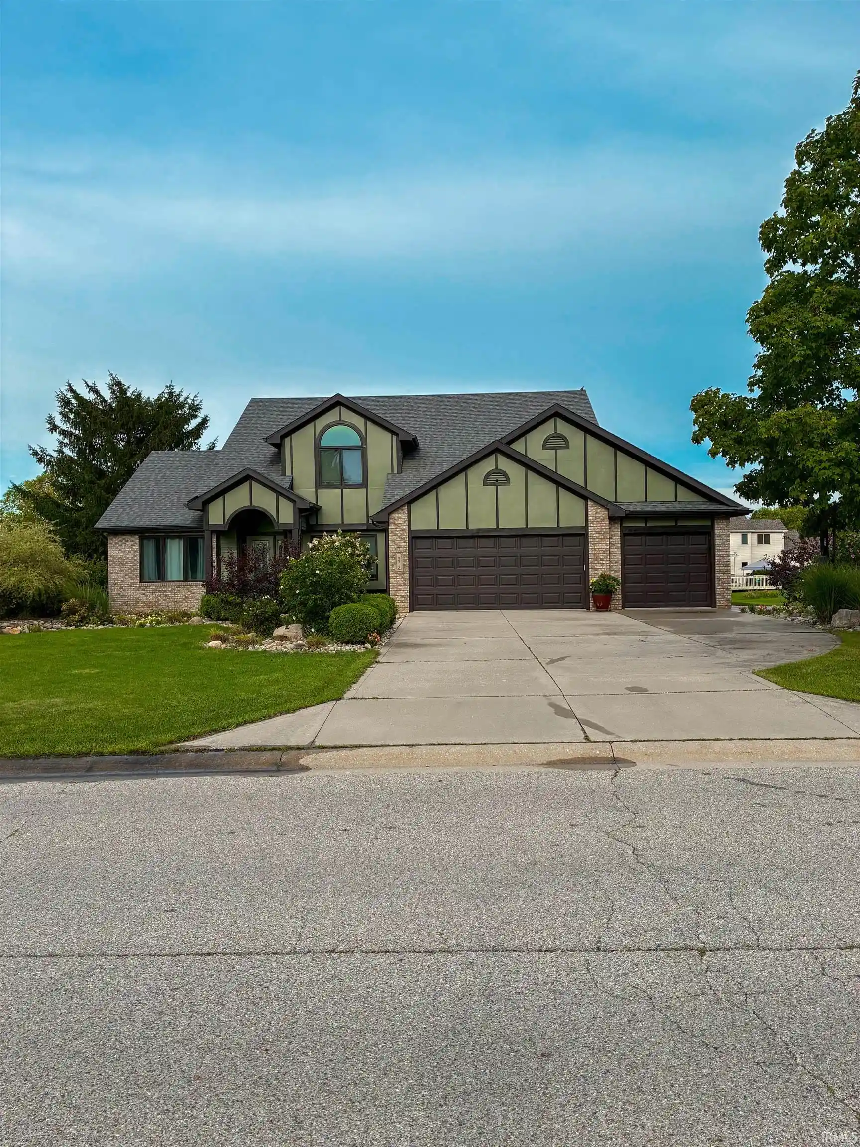 Photo 1 of Manufactured home for sale at 15312 Lions Psge, Leo, IN 46765 | MLS# 202632708 | Listing updated on 2026-10-27