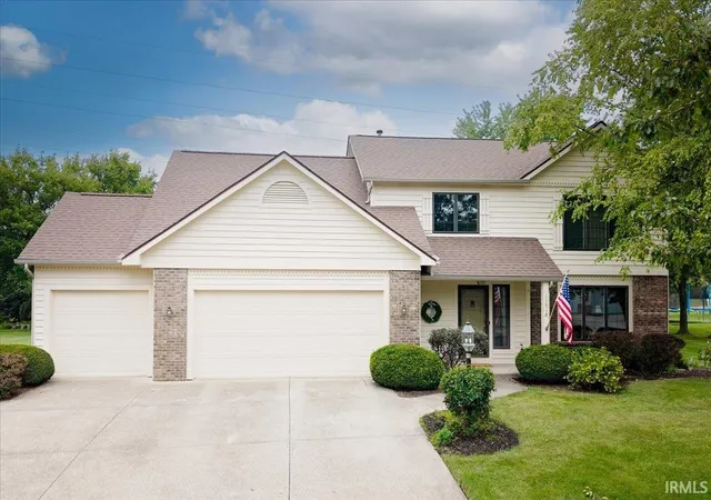 Photo 1 of Sale Pending at 11918 Eagle Crk Pl, Fort Wayne, IN 46814 | MLS# 202632717 | Listing updated on 2026-09-09