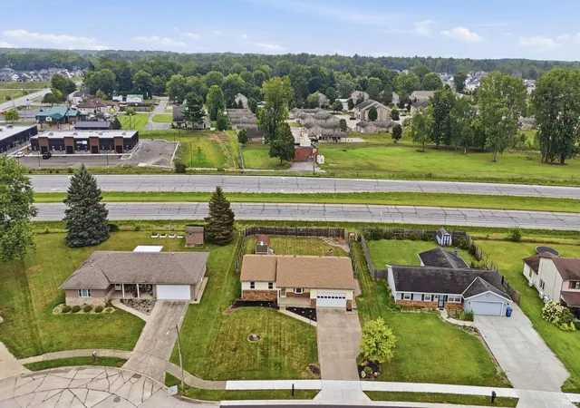 Photo 3 of Manufactured home for sale at 15128 Mercury Ln, Huntertown, IN 46748 | MLS# 202632726 | Listing updated on 2026-08-31
