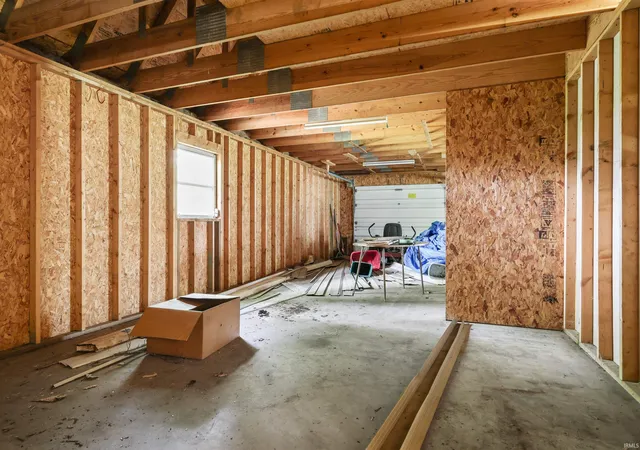 Photo 36 of Manufactured home for sale at 260 Cavins Ln, Bloomfield, IN 47424 | MLS# 202632735 | Listing updated on 2026-09-11