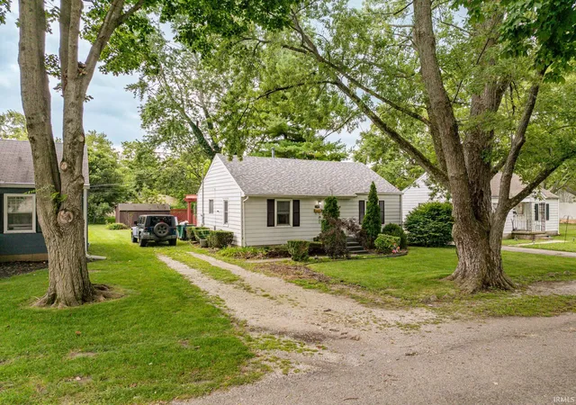 Photo 2 of Manufactured home for sale at 2003 E 22nd Street, Muncie, IN 47302 | MLS# 202632755 | Listing updated on 2026-09-03