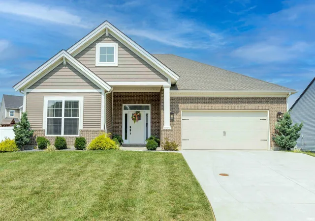 Photo 1 of Sale Pending at 2803 Willow Crk Dr, Evansville, IN 47712 | MLS# 202632767 | Listing updated on 2026-08-24