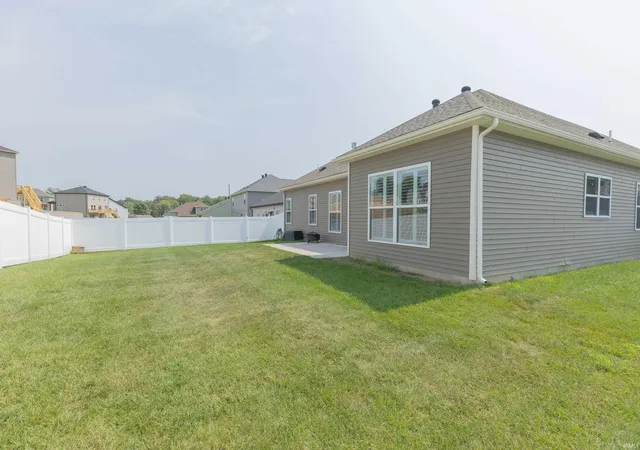 Photo 28 of Sale Pending at 2803 Willow Crk Dr, Evansville, IN 47712 | MLS# 202632767 | Listing updated on 2026-08-24