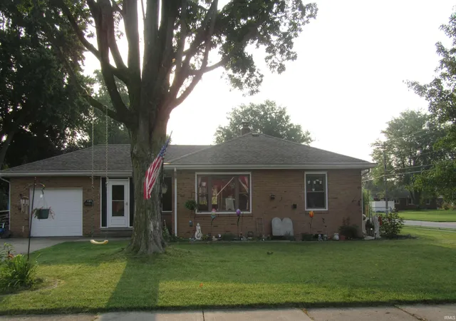 Photo 2 of Sale Pending at 190 Witmer Ave, Elkhart, IN 46516 | MLS# 202632773 | Listing updated on 2026-09-17