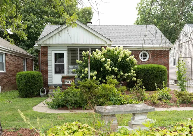 Photo 1 of Manufactured home for sale at 2723 Stringtown Rd, Evansville, IN 47711 | MLS# 202632779 | Listing updated on 2026-08-12