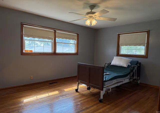 Photo 4 of Manufactured home for sale at 17 P St, Bedford, IN 47421 | MLS# 202632780 | Listing updated on 2026-08-12