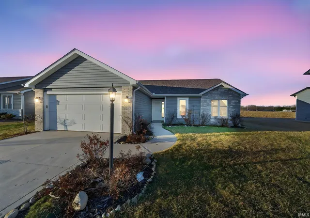 Manufactured home for sale at 18347 Peregrine Ln, New Paris, IN 46553 | MLS# 202632788