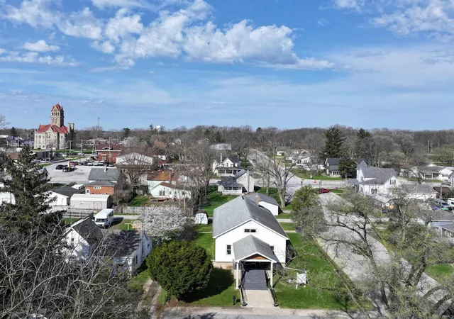Photo 4 of Manufactured home for sale at 207 N Prettyman St, Knox, IN 46534 | MLS# 202632840 | Listing updated on 2026-08-17