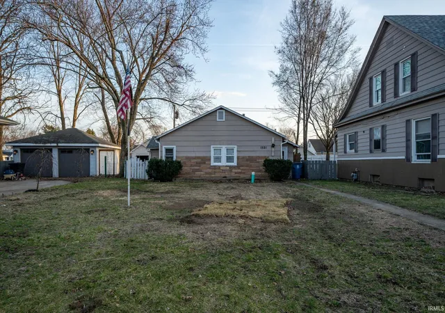 Photo 1 of Sale Pending at 1521 E Lincolnway, Mishawaka, IN 46544 | MLS# 202632843 | Listing updated on 2026-08-24