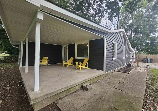 Photo 3 of Manufactured home for sale at 2701 S Weinbach Ave, Evansville, IN 47714 | MLS# 202632850 | Listing updated on 2026-09-17
