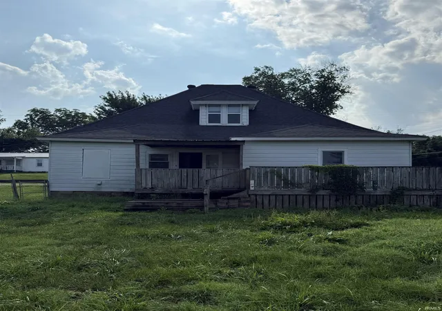 Photo 3 of Single family home for sale at 200 N Center St, Francisco, IN 47649 | MLS# 202632865 | Listing updated on 2026-09-18