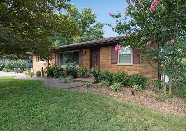 Photo 1 of Sale Pending at 6319 Norman Rd, Evansville, IN 47712 | MLS# 202632885 | Listing updated on 2026-09-14