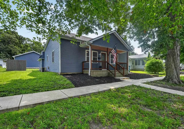 Photo 2 of Manufactured home for sale at 1016 3rd Street, Covington, IN 47932 | MLS# 202632889 | Listing updated on 2026-09-01