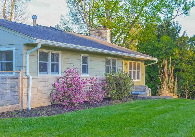 Photo 3 of Manufactured home for sale at 721 S Pleasant Ridge Rd, Bloomington, IN 47401 | MLS# 202632898 | Listing updated on 2026-09-29