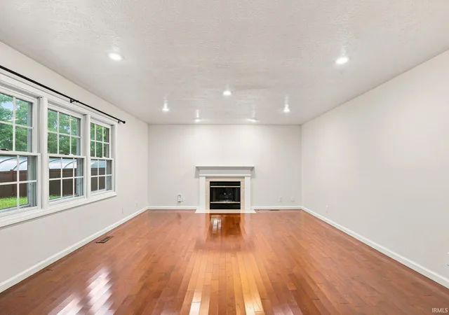 Photo 3 of Sale Pending at 3387 Putnam St, West Lafayette, IN 47906 | MLS# 202632903 | Listing updated on 2026-08-17