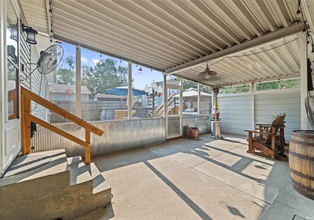 Photo 4 of Manufactured home for sale at 708 Walnut St, Rockport, IN 47635 | MLS# 202632911 | Listing updated on 2026-09-09