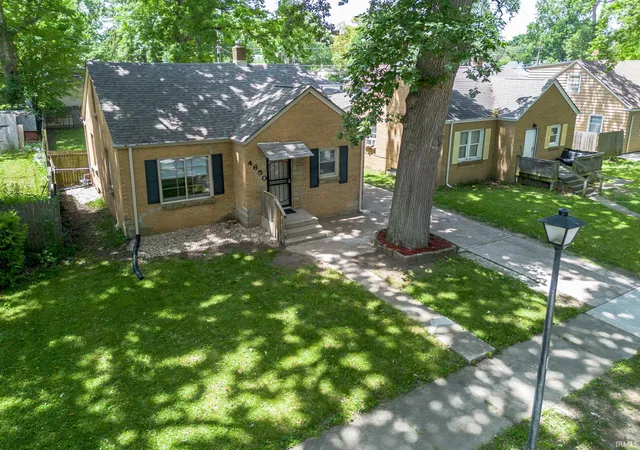 Photo 3 of Manufactured home for sale at 4650 Monroe St, Fort Wayne, IN 46806 | MLS# 202632934 | Listing updated on 2026-08-13
