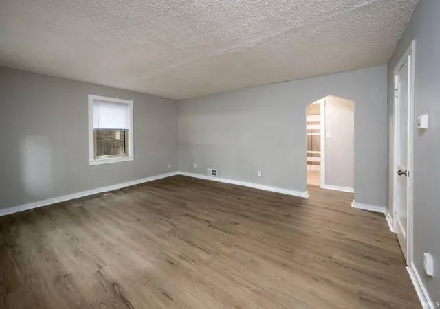 Photo 4 of Manufactured home for sale at 4650 Monroe St, Fort Wayne, IN 46806 | MLS# 202632934 | Listing updated on 2026-08-13