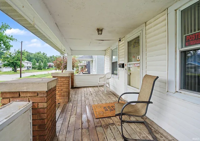 Photo 3 of Manufactured home for sale at 826 S 30th Street, South Bend, IN 46615 | MLS# 202632937 | Listing updated on 2026-08-20
