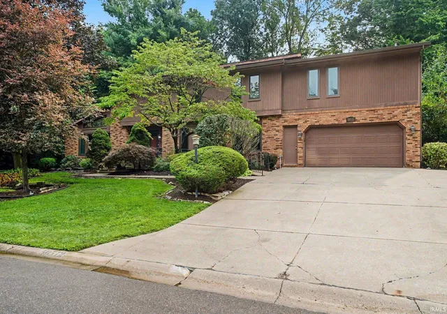 Photo 2 of Sale Pending at 50572 Mercury Dr, Granger, IN 46530 | MLS# 202632938 | Listing updated on 2026-08-18