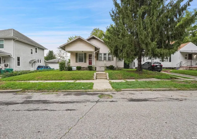Photo 2 of Sale Pending at 327 S 8th Street, New Castle, IN 47362 | MLS# 202632957 | Listing updated on 2026-08-18