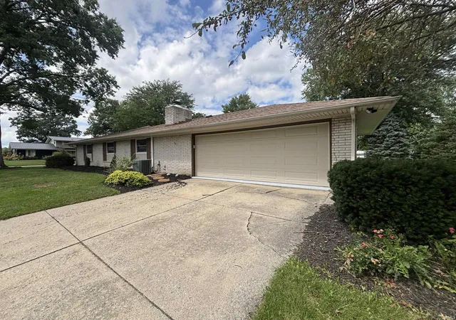 Photo 2 of Manufactured home for sale at 3604 Burrwood Ter, Fort Wayne, IN 46815 | MLS# 202632969 | Listing updated on 2026-08-26