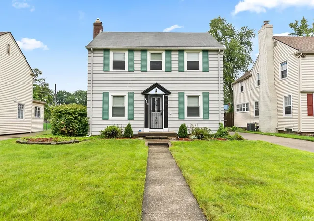 Photo 1 of Sale Pending at 220 W Fleming Ave, Fort Wayne, IN 46807 | MLS# 202632976 | Listing updated on 2026-09-21