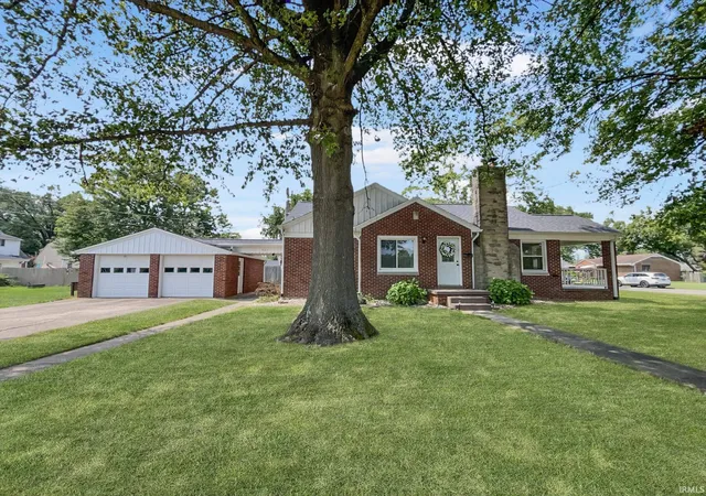 Photo 2 of Sale Pending at 501 Vann Ave, Evansville, IN 47714 | MLS# 202632984 | Listing updated on 2026-08-17