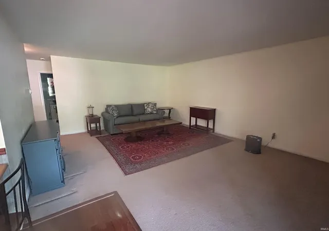 Photo 4 of Sale Pending at 2500 Topsfield Rd #923, South Bend, IN 46614 | MLS# 202632986 | Listing updated on 2026-08-21