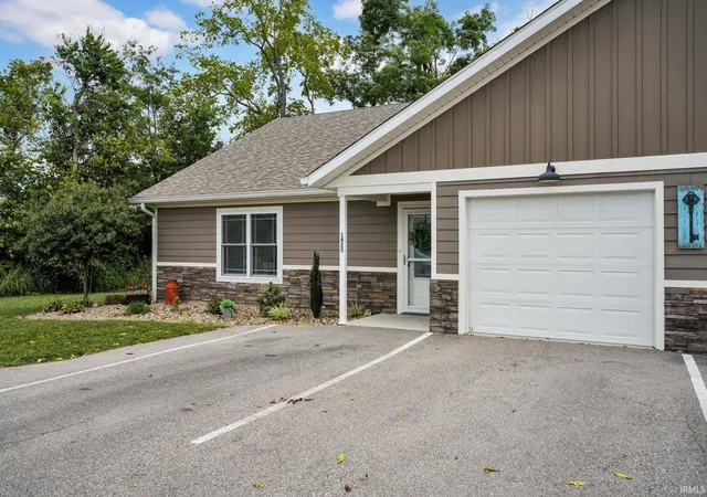 Photo 3 of Sale Pending at 1425 24th Street, Bedford, IN 47421 | MLS# 202632991 | Listing updated on 2026-09-16